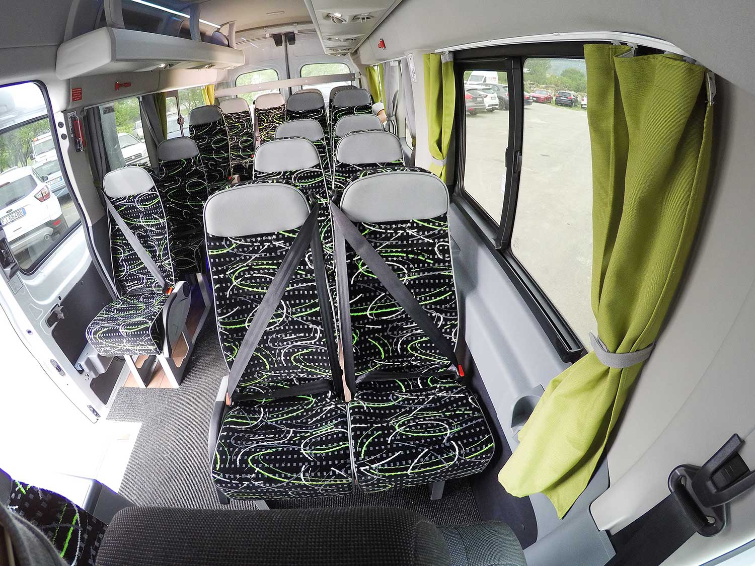 allestimento autobus ford